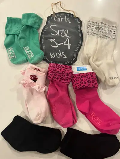 Lot of toddler girls socks for age 3-4 year old Euc and some pairs are brand new and never worn. Fir...
