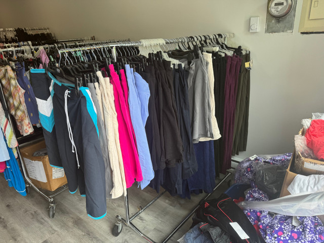 Full clothing store inventory  in Kids & Youth in Penticton - Image 4