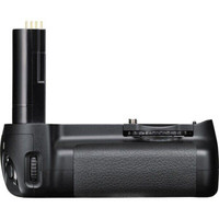 Nikon MB-D80 Multi-Power Battery Pack/Grip