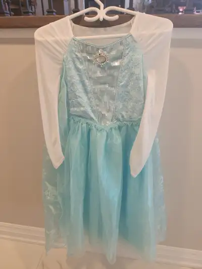 Disney Elsa Costume Dress (Size 9/10)