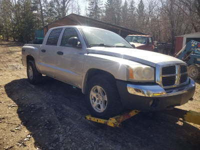 2005 Dodge Dakota 