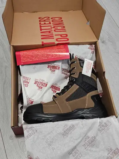 Brand new, never used 8" rebel 20 cm Kodiak steel toe work boots. Size 10 in men's $130 OBO
