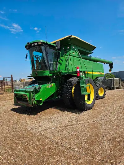9650sts 2001 Engine hrs: 3728 Separator hrs: 2594 What's been done to it: - feederhouse [top shaft w...