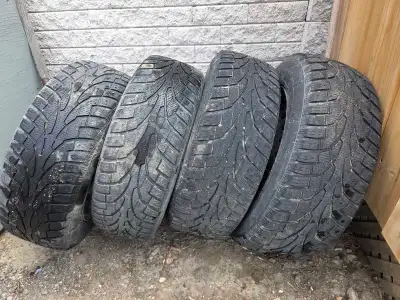WINTERS COMING Uniroyal winter tires and rims 205 / 65 R15 5 Bolt Came off a 2020 Honda Civic I want...