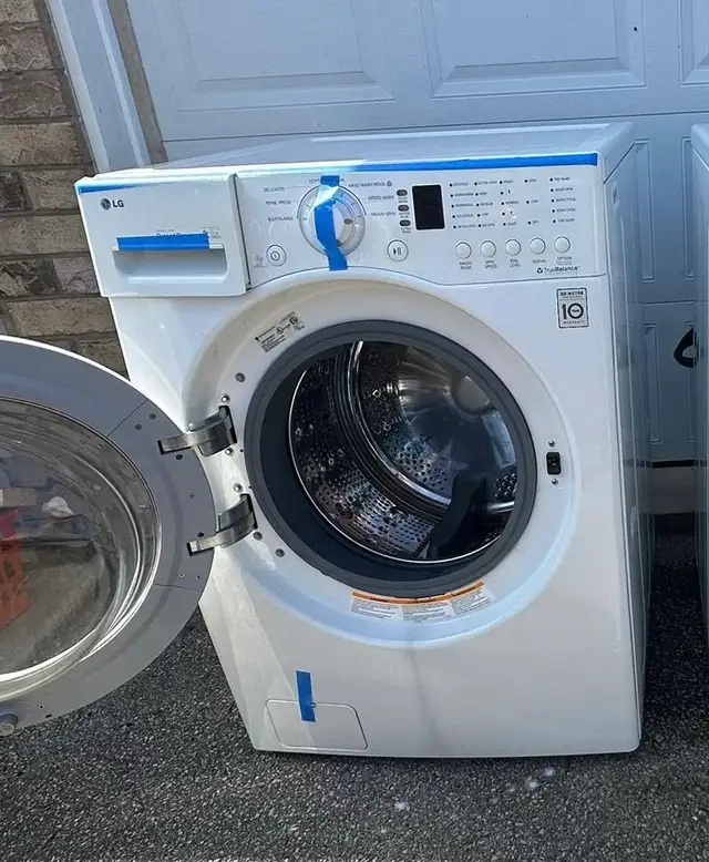 27” LG WASHER ELECTRIC FRONT LOAD STACKABLE FULL CAPACITY  in Washers & Dryers in City of Toronto - Image 6