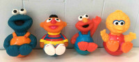 Lot de 4 personnages de Sesame Street