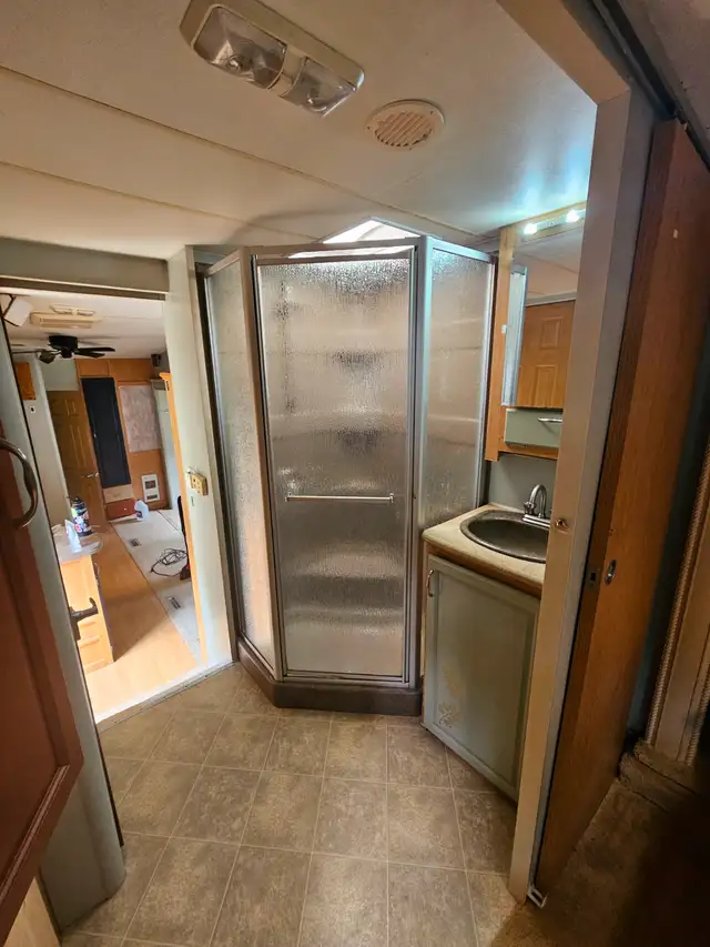 2007 Fleetwood Terry Quantum 5th Wheel in Travel Trailers & Campers in Comox / Courtenay / Cumberland - Image 10