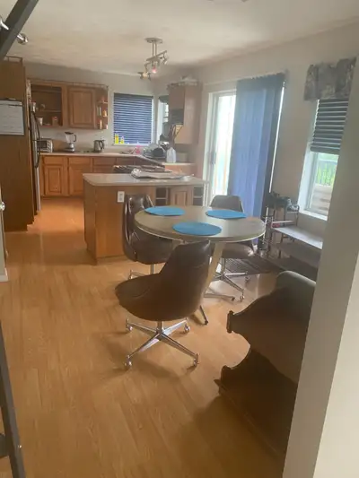 All inclusive, fast internet single room working/student m $900, View more