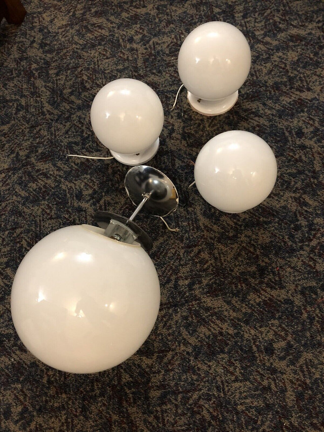 Vintage milk glass lights in Arts & Collectibles in Mississauga / Peel Region