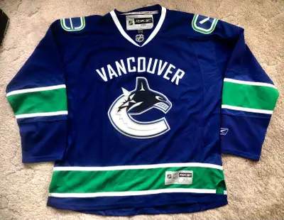 Vancouver Canucks Hockey Jersey , View more