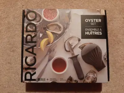 Ricardo Oyster Set, View more
