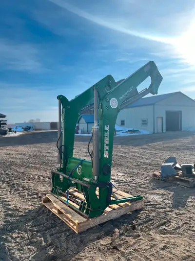 CONTACT ALVIN MARTIN (705)-273-1624 FOR INQUIRIES & OFFERS 6350.00 OR BEST OFFER! -Off JD 10 Series,...