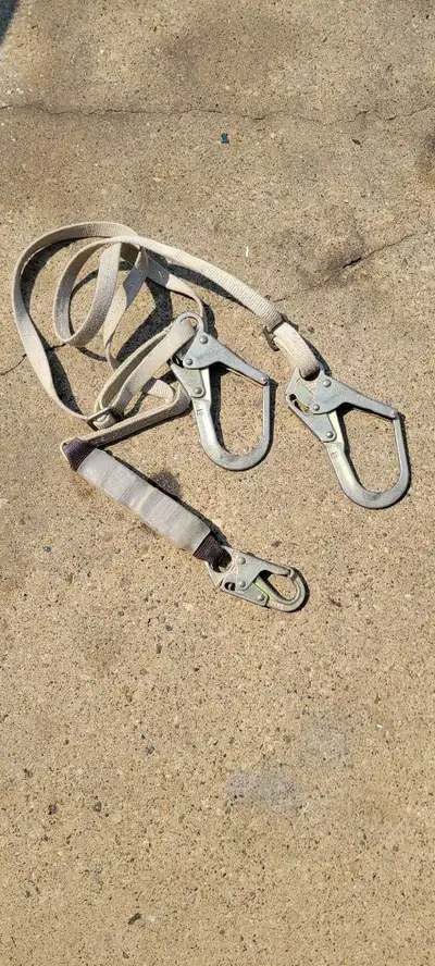 MSA v-series lanyard 6 foot, View more