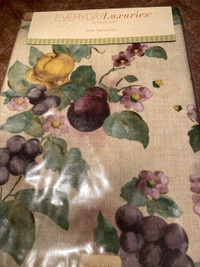 Large Everyday Luxury Vinyl Tablecloth with Flannel Back