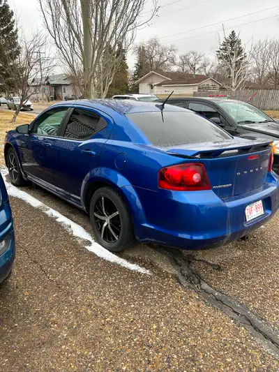 Good running car, cheap on gas 2.4L (rebuilt title) new battery and new brakes