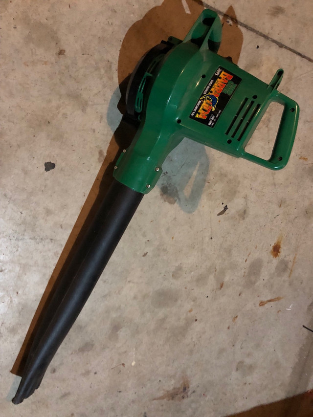 Leaf blower. Like new.  in Lawnmowers & Leaf Blowers in Kitchener / Waterloo