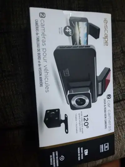 I'm selling a new Reiscape Dash and Rear View Camera set, perfect for enhancing your vehicle's safet...