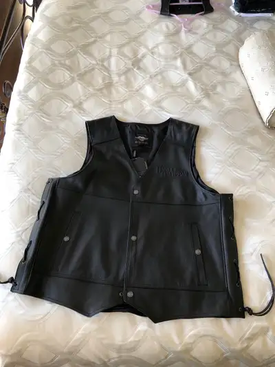 Men's Harley Davidson Leather Vest- 3XL-NEW, View more