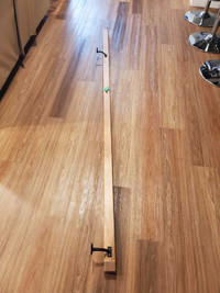 Main courante en érable de 94 po - Maple handrail 94 inch