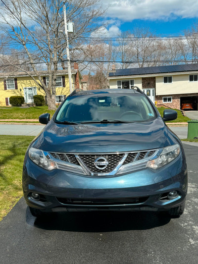 2014 Nissan Murano Platinum - Very Low Mileage/Must see.