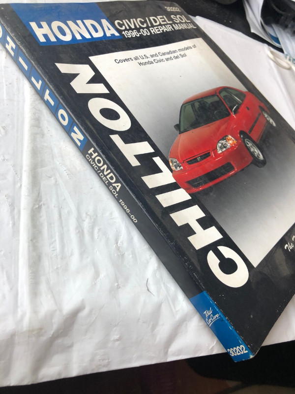 1996 - 2000 CHILTON HONDA CIVIC / DEL SOL REPAIR MANUAL #M0073 in Textbooks in Edmonton - Image 2