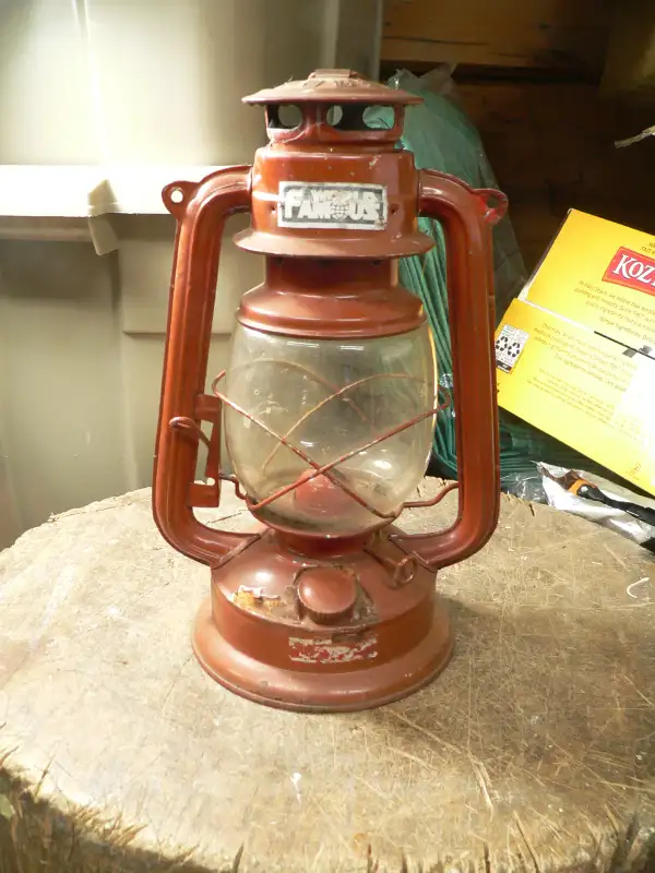 Several antique items at different prices64840240402051123