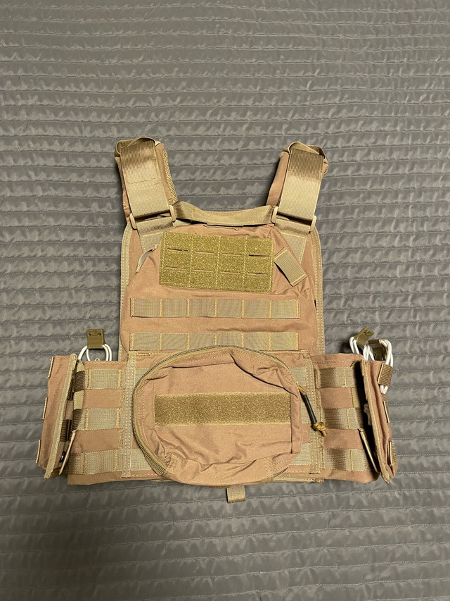 Military Vest Tactical Coyote Brown Tan dans Paintball  à Ville de Montréal - Image 3