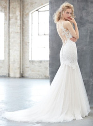 Madison James - Gorgeous Mermaid Bride Wedding Dress - Size 8 in Wedding in City of Toronto