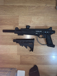 Tango One Paintball Marker with Apex Barrel