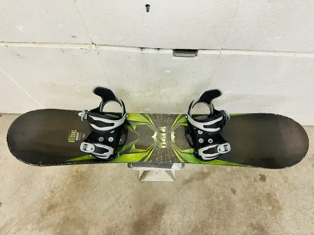 5150 kids snowboard 128 cm with Firefly jr bindings in Snowboard in Markham / York Region - Image 4