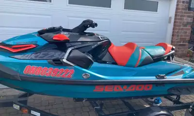 90h Serviced and been in indoor storage Trailer included. New cover Surf board ropes etc all include...