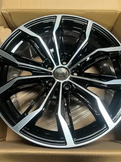 Hi, I am selling a brand new RTX Black widow wheel finished in black with machined spokes. Only 1 wh...