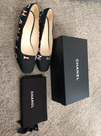 Chanel Shoes - flats - size 39 (8.5) 19p collection, new