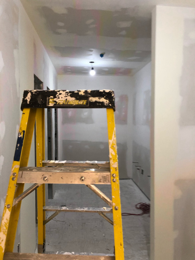 Wall Repair, Ceiling Repair, Water Damage, Mold, Asbetos  in Floors & Walls in City of Toronto
