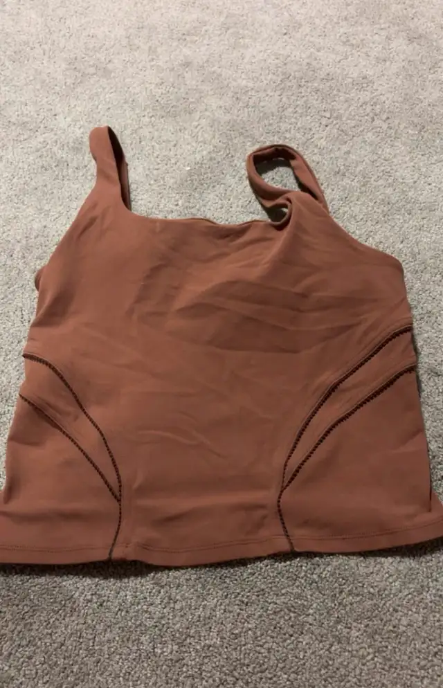 Lululemon belly shirt628643627032351219