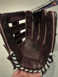 Easton El Jefe 12.5" Softball Glove