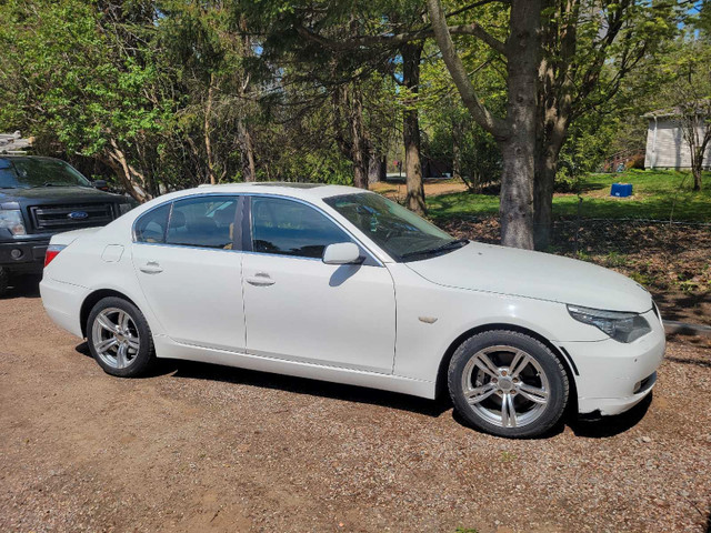2008 bmw 528xi dans Autos et camions  à Ouest de l’Île - Image 4