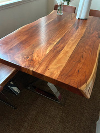Brand new açai wood dining table