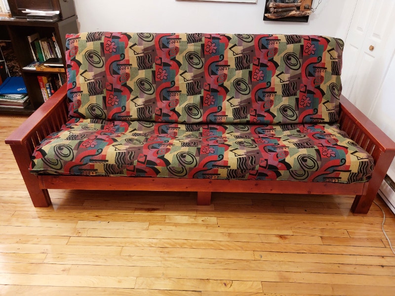 Futon à vendre Sofas et futons Ville de Montréal Kijiji