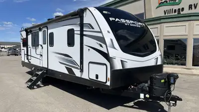 Keystone Passport GT travel trailer 2704RK Mattress has never been slept on (plastic wrap still on o...