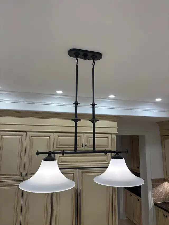 Premium Chandelier & Pendant Light Fixtures – 4 Sets – Excellent in Indoor Lighting & Fans in Mississauga / Peel Region - Image 4