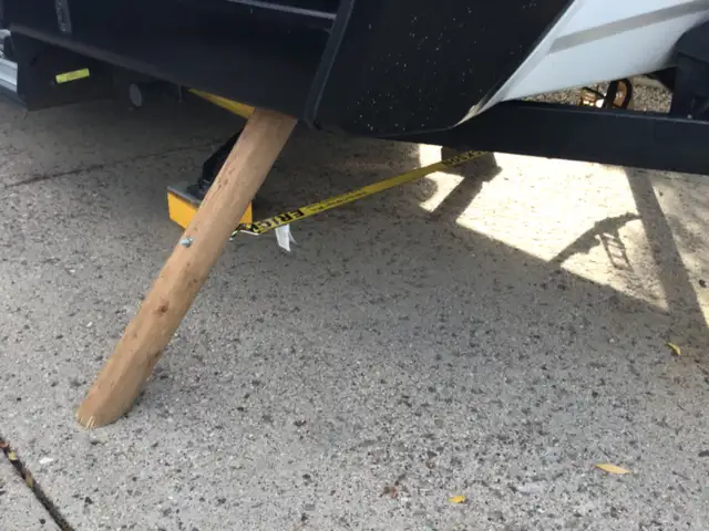 RV Stabilizer in RV & Camper Parts & Accessories in Saskatoon - Image 5