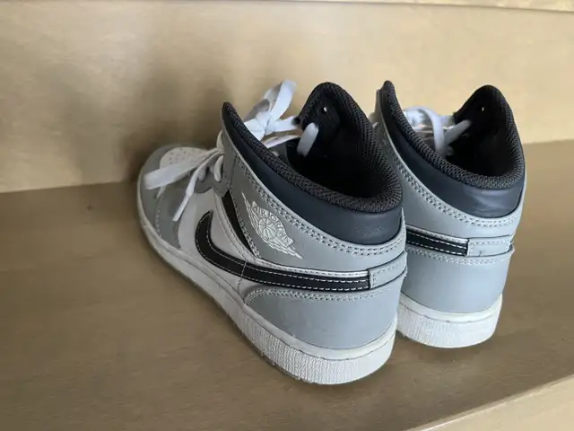 Nike Sneakers in Women's - Shoes in Bedford - Image 5