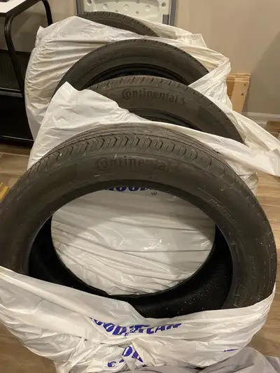 I am selling a set of four Continental tires, size 245/45 R20. These tires have less than 1000km on...