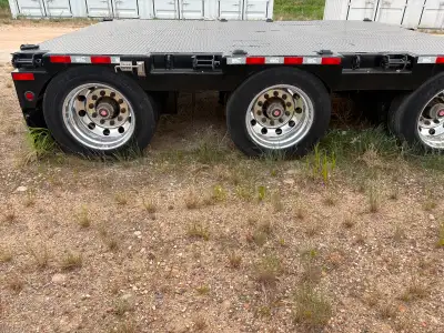 40 Ton 53ft x 10ft Lowbed Tridem Hydraulic Detachable Gooseneck Extension Hitch Ready for jeeps or T...