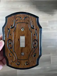 Couvre ou cache interrupteur rustique couleur bois