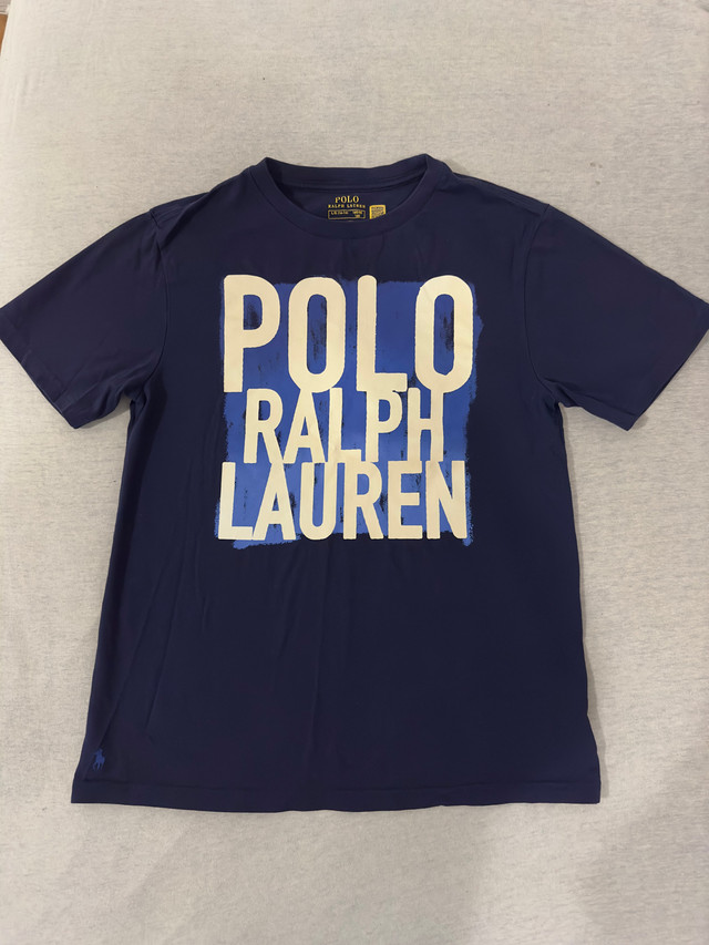 T-shirt Polo Ralph Lauren dans Hommes  à Ville de Montréal - Image 2