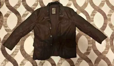 Veste en cuir Angelo Litrico / Leather coat, View more