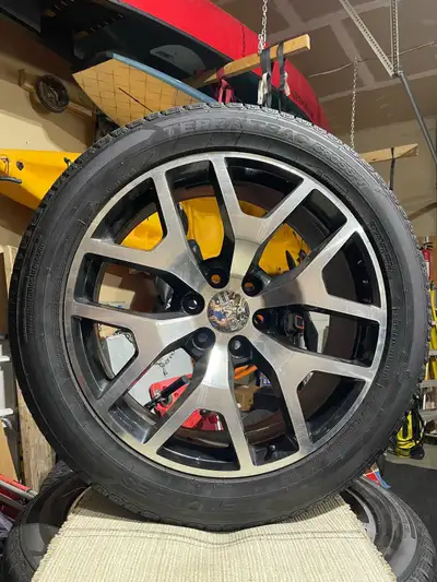 22 x 9 GMC SIERRA WHEELS FR 44 BLACK MACHINED FACE OEM REPLICA 2014 GMC Sierra sensors ET 31 offset...