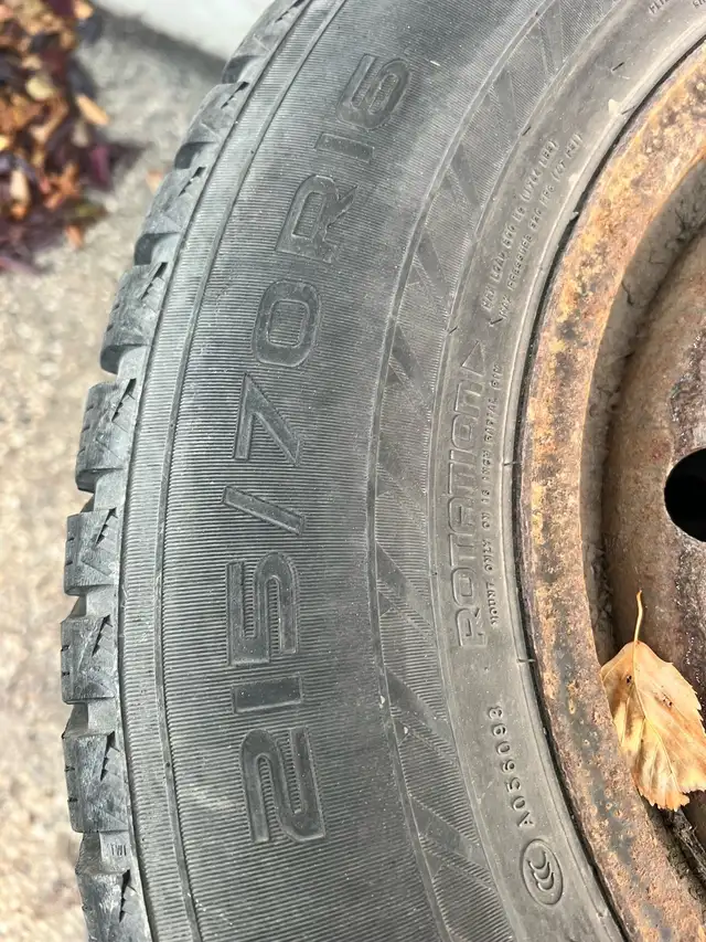 215/70R15 honda winter tires/rims 225/65r17 acura winter tires/. in Tires & Rims in St. Albert - Image 6